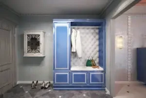 синий шкаф в дизайне прихожей