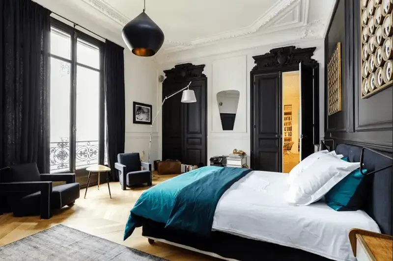 Интерьер спальни в парижском стиле