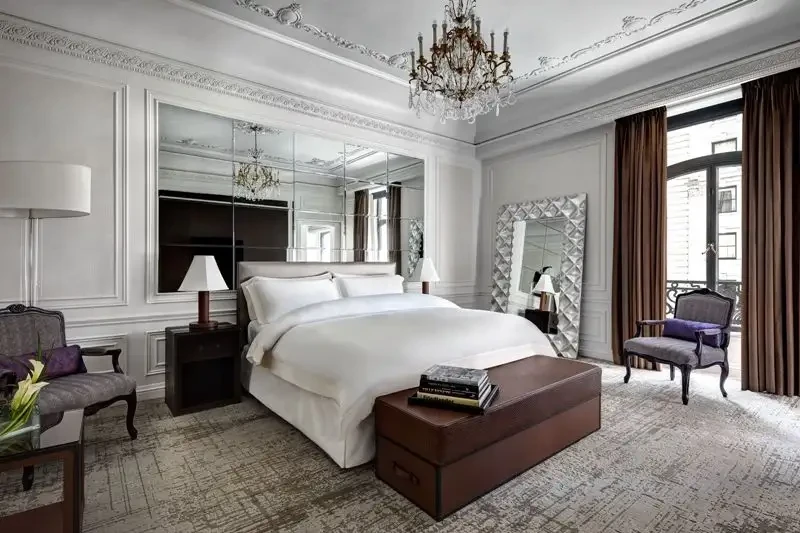 Оформление спальни в парижском стиле